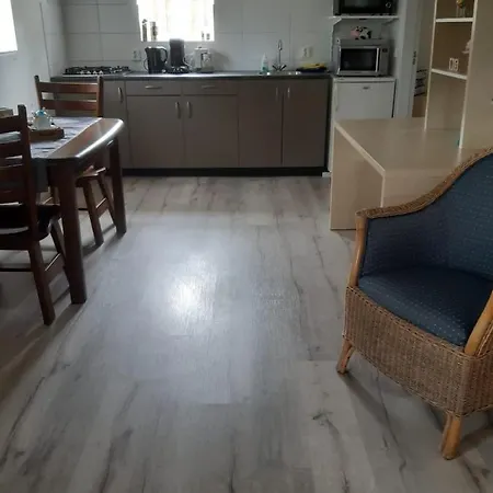 Op Ut Schoor דירה Sint-Oedenrode